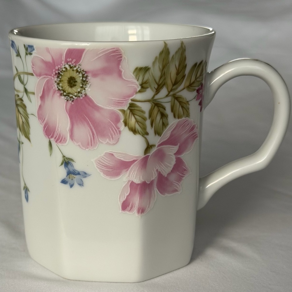 Grace Teaware Fine Bone China Mug Rose Floral Octagonal Tea & Coffee Collectible